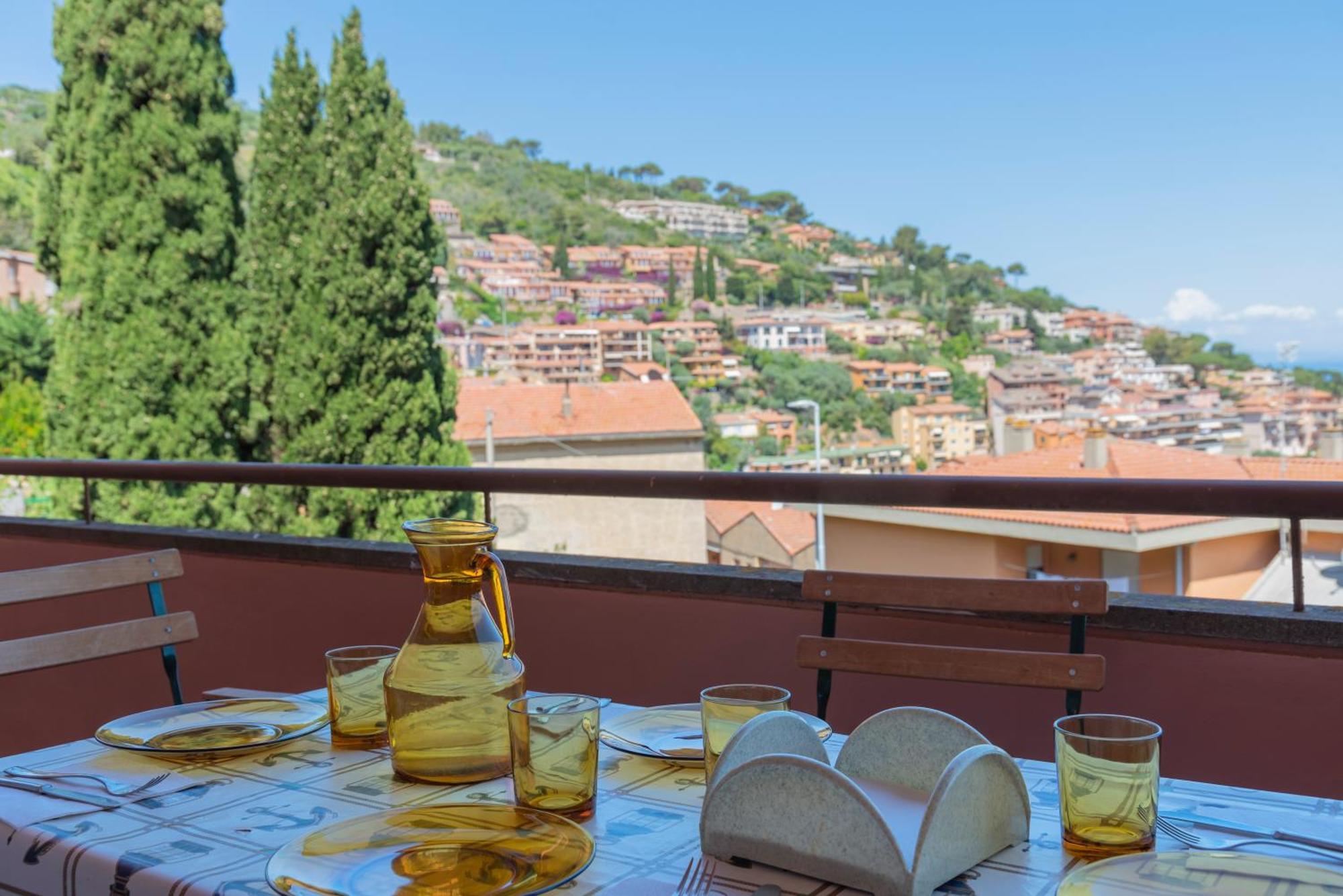 Appartement Argentario Retreat Sea View Terrace, Wifi & Private Parking Included à Porto Santo Stefano  Extérieur photo